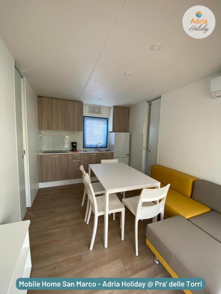 Pra' Delle Torri - Adria Holiday Mobile Homes Каорле Экстерьер фото